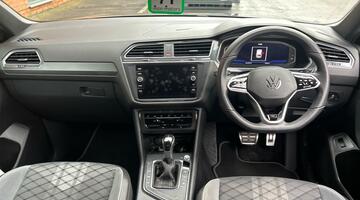 2022 Volkswagen TSI R-Line DSG Euro 6 5-door (Grey) - Image: 8