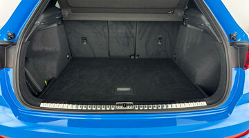 2019 Audi 2.0 TFSI 40 S line S Tronic quattro Euro 6 5-door (Blue) - Image: 32