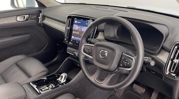 2025 Volvo 2.0 B3 MHEV Ultra Bright DCT Auto Euro 6 5-door (Blue) - Image: 6