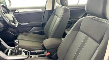 2023 Volkswagen 1.0 TSI Life Euro 6 5-door (Grey) - Image: 27