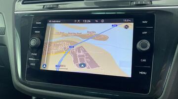 2022 Volkswagen TSI R-Line DSG Euro 6 5-door (Black) - Image: 14