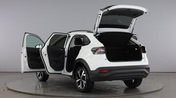 2025 Volkswagen 1.0 TSI Match DSG Euro 6 5-door (White) - Image: 11