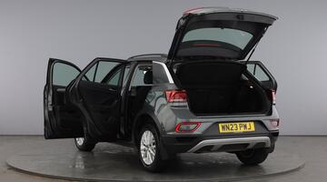 2023 Volkswagen 1.0 TSI Life Euro 6 5-door (Grey) - Image: 11