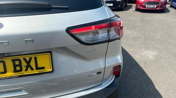 2020 Ford 2.0 EcoBlue MHEV Titanium First Edition Euro 6 5-door (Silver) - Image: 25