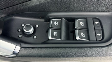 2023 Audi TFSI CoD 35 S line S Tronic Euro 6 5-door (White) - Image: 19