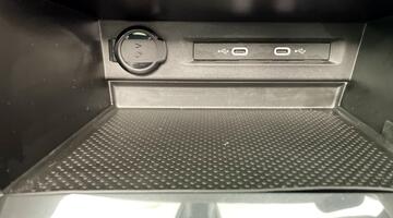 2023 Volkswagen TSI R-Line DSG Euro 6 5-door (Silver) - Image: 14