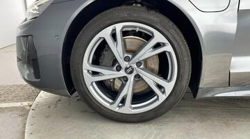 2022 Audi 93.4kWh Auto quattro 4-door (Grey) - Image: 40