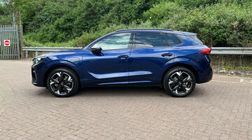 2025 CUPRA EHybrid 25.8kWh V2 DSG Euro 6 5-door (Blue) - Image: 11
