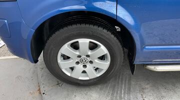 2013 Volkswagen 2.0 TDI Beach FWD 4-door (Blue) - Image: 32