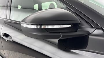 2025 Audi SQ6 SUV Edition 1 e-tron 360,00 kW (Black) - Image: 45