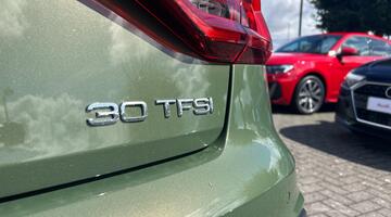 2025 Audi 1.0 TFSI 30 S line Sportback Euro 6 5-door (Green) - Image: 18