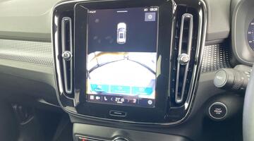 2025 Volvo 2.0 B4 MHEV Plus DCT Auto Euro 6 5-door (Grey) - Image: 30