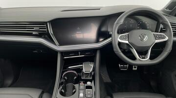 2025 Volkswagen 3.0 TDI V6 Black Edition Tiptronic 4Motion Euro 6 5-door (Grey) - Image: 8
