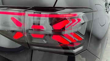 2025 Volkswagen 1.0 TSI Black Edition Euro 6 5-door (Black) - Image: 17