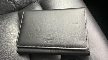 2019 Volvo 2.0 T4 Edition Auto Euro 6 5-door (Red) - Image: 13