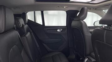 2025 Volvo 2.0 B3 MHEV Ultra Bright DCT Auto Euro 6 5-door (Blue) - Image: 9