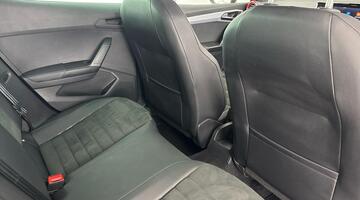 2024 SEAT 1.0 TSI FR Sport Euro 6 5-door (Red) - Image: 27