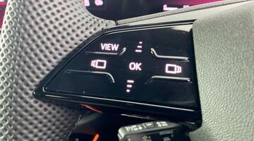 2025 Audi 2.0 TDI Launch Edition S Tronic quattro Euro 6 5-door (Blue) - Image: 21