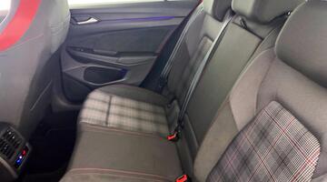 2024 Volkswagen 2.0 TSI GTI Euro 6 5-door (Red) - Image: 35