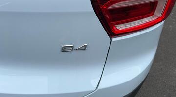 2025 Volvo 2.0 B4 MHEV Ultra Dark DCT Auto Euro 6 5-door (Blue) - Image: 17