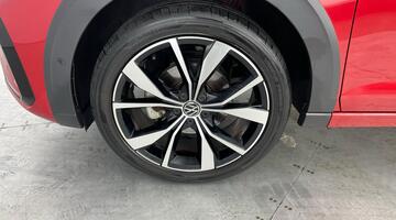 2022 Volkswagen 1.0 TSI R-Line Euro 6 5-door (Red) - Image: 38