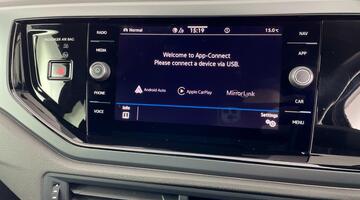 2022 Volkswagen 1.0 TSI R-Line DSG Euro 6 5-door (Grey) - Image: 16