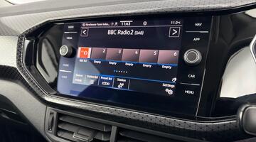 2022 Volkswagen 1.0 TSI SEL Euro 6 5-door (Grey) - Image: 13