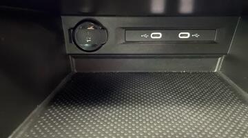 2023 Volkswagen TSI R-Line Edition DSG Euro 6 5-door (Black) - Image: 16