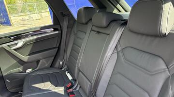 2025 Volkswagen 3.0 TDI V6 Black Edition Tiptronic 4Motion Euro 6 5-door (Blue) - Image: 29