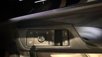 2025 Volkswagen Pro 77kWh Match Plus Tourer Auto 5-door (Grey) - Image: 15