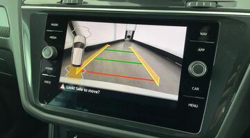 2022 Volkswagen 2.0 TSI R DSG 4Motion Euro 6 5-door (White) - Image: 32