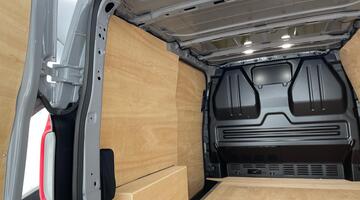 2025 Volkswagen T32 65kWh Commerce Pro Auto RWD SWB 5-door (Grey) - Image: 30