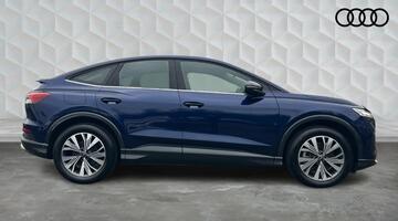 2025 Audi 55 Sport Sportback Auto quattro 5-door 82kWh (Blue) - Image: 4