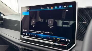 2025 Volkswagen TSI eHybrid 19.7kWh Match DSG Euro 6 5-door (Blue) - Image: 13