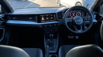 2025 Audi 1.0 TFSI 30 S line Sportback S Tronic Euro 6 5-door (Black) - Image: 8