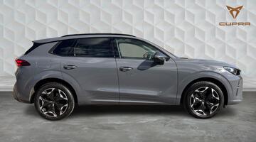 2025 CUPRA 2.0 TSI VZ1 DSG 4-doorive Euro 6 5dr (Grey) - Image: 4