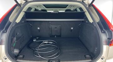 2025 Volvo 2.0 T8 18.8kWh Ultra Bright Auto Euro 6 5-door (Unlisted) - Image: 12