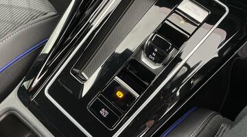 2025 Volkswagen ETSI MHEV R-Line DSG Euro 6 5-door (Grey) - Image: 13