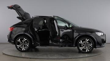 2025 Audi 2.0 TFSI 40 Black Edition Sportback S Tronic quattro Euro 6 5-door (Black) - Image: 10