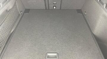 2025 Volkswagen Pro S 86kWh Match Plus Tourer Auto 5-door (Black) - Image: 32