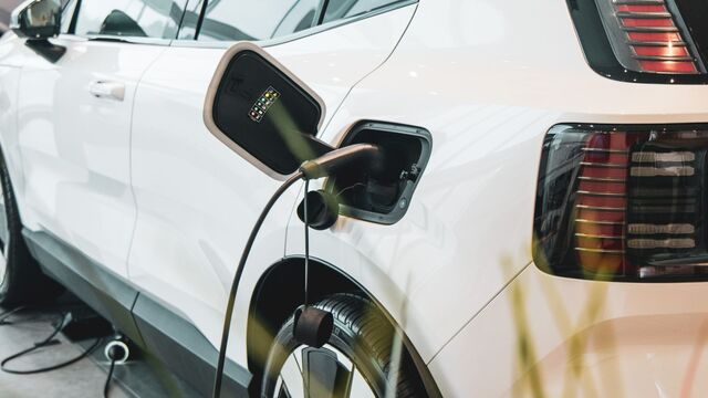 Discover electric & hybrid