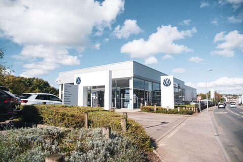 Capitol Volkswagen Merthyr Exterior 1 (1)