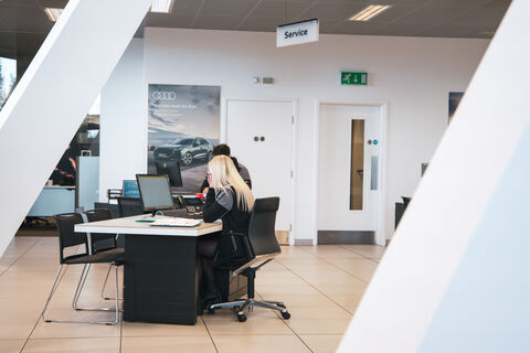 Cheltenham Audi Service Advisor Photos (2)