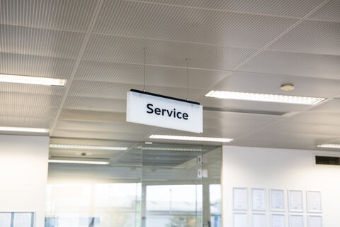 Cheltenham Audi Service Sign Photo