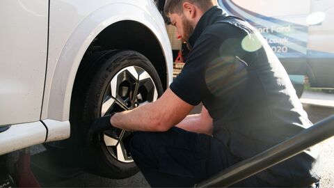 Maintain your Ford with a service plan