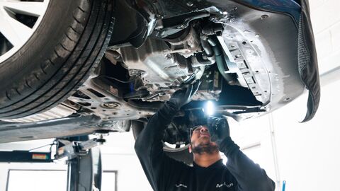 Affordable Volkswagen servicing with Mon Motors