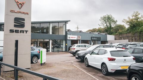 Why Choose A SEAT Business Lease With Mon Motors?