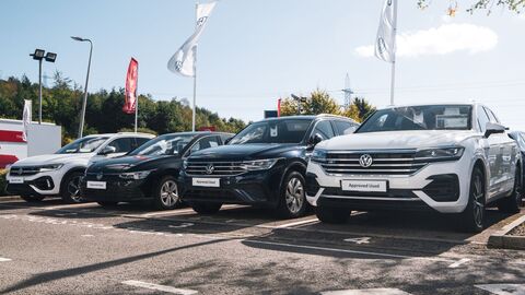 Discover your next Approved Used car at Mon Motors