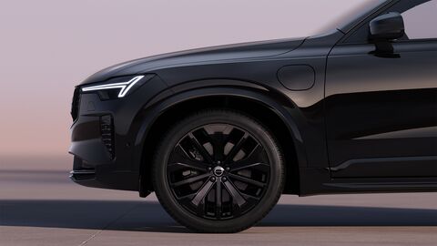 Alloy wheel refurbishment