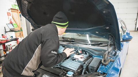 Škoda servicing & maintenance in Bristol